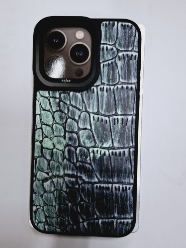 Чехол Kajsa для Apple iPhone 15 зеленый
