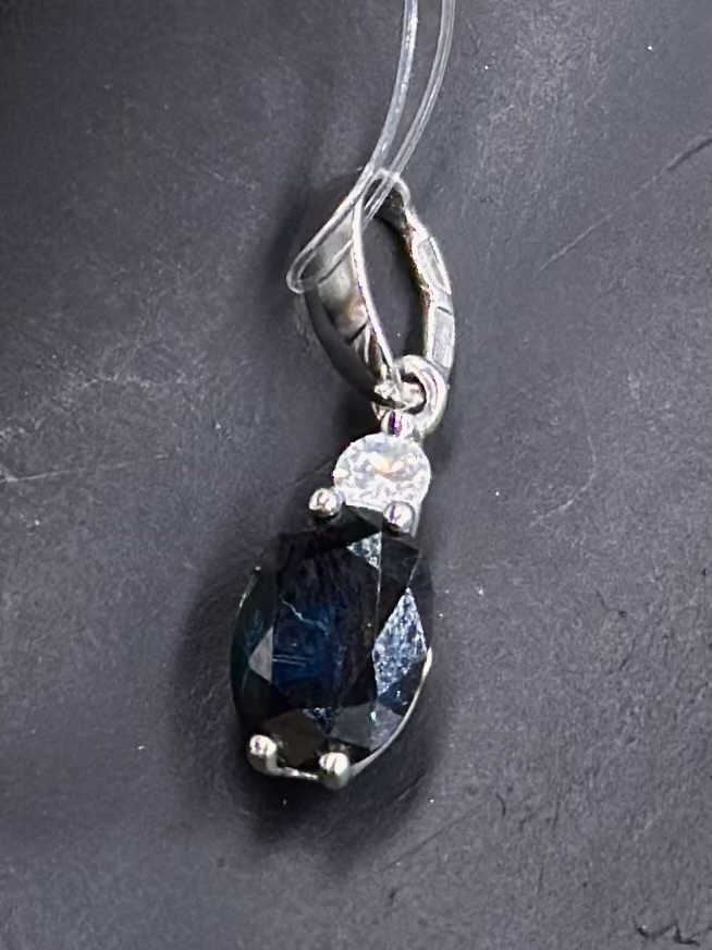 Подвеска Золото Москвы Кр-57-0.08ct-3/5А вес 1.07 г золото, бриллиант, сапфир