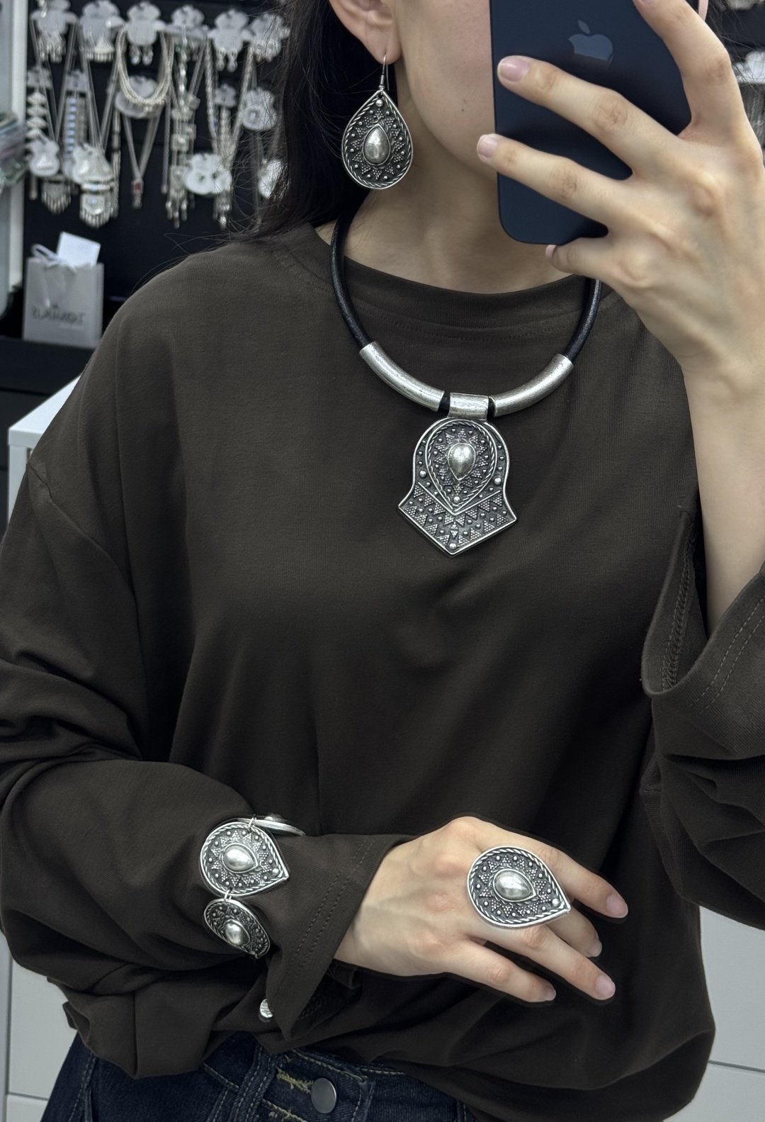TOMIRIS COLLECTION медицинская сталь, без вставок