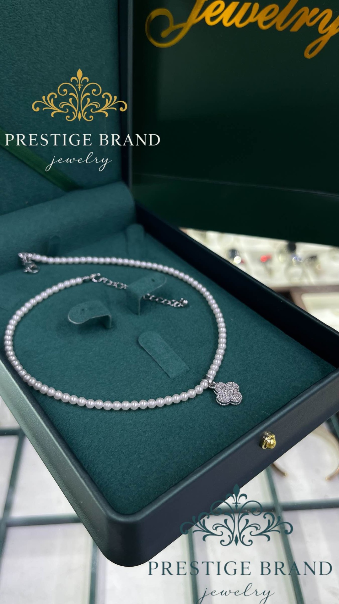 Чокер Prestige brand длина 32 см искусственный жемчуг цирконий