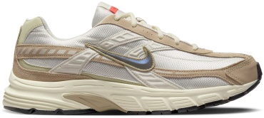 Кроссовки Nike бежевый