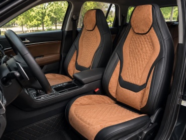 JETBOX Changan CS35 Plus 2025-2026 оранжевый, черный