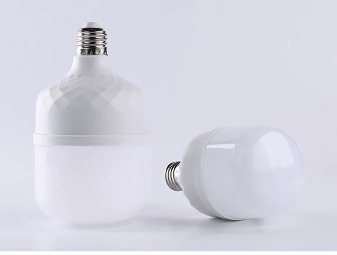 Лампочка 50W E27, светодиодная, естественный белый