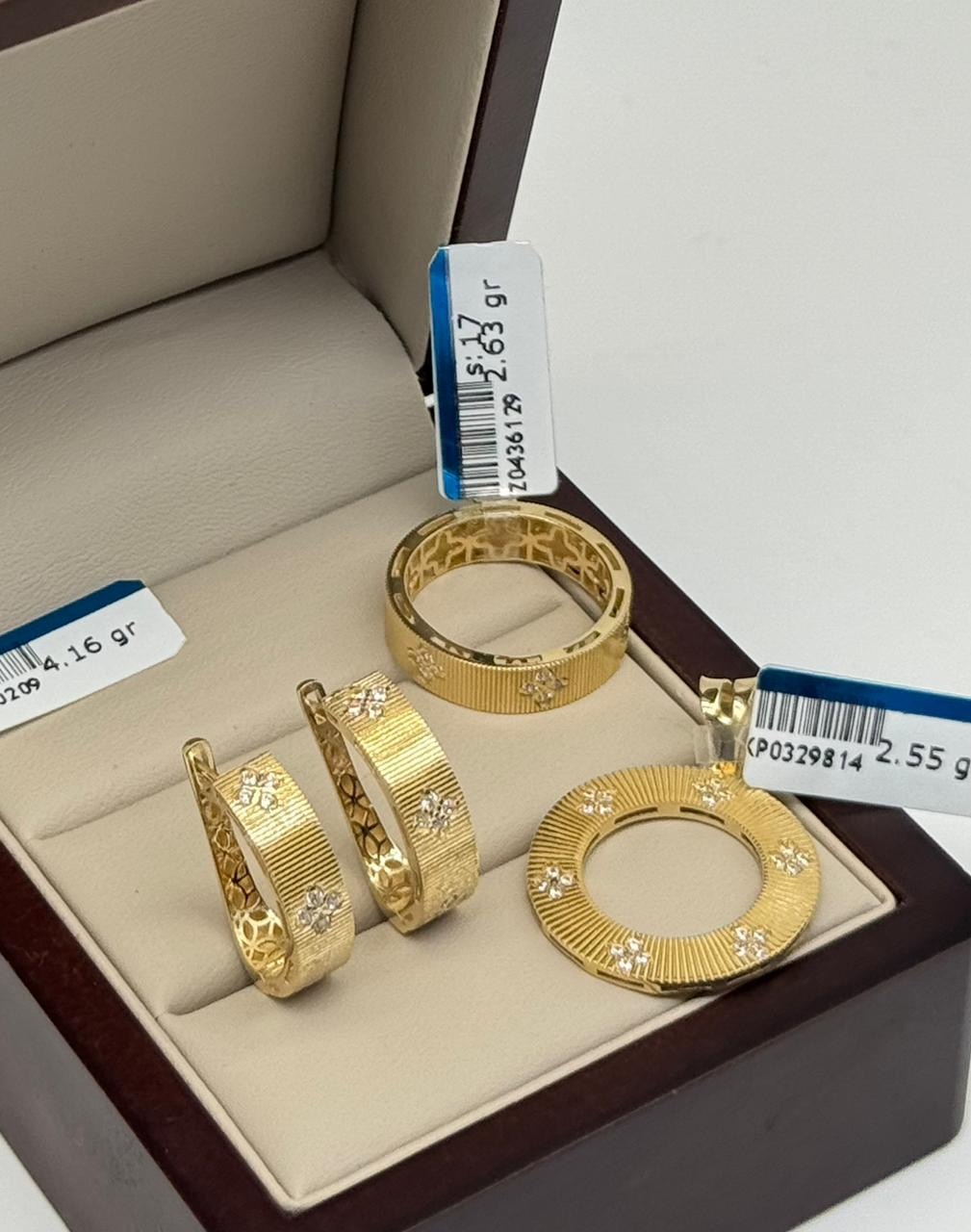 Italy Gold К41625526317 вес 9.3 г золото, без вставок