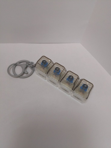 Брелок Cherry WC5308105PBJ-007 7.6 см пластик 1 шт