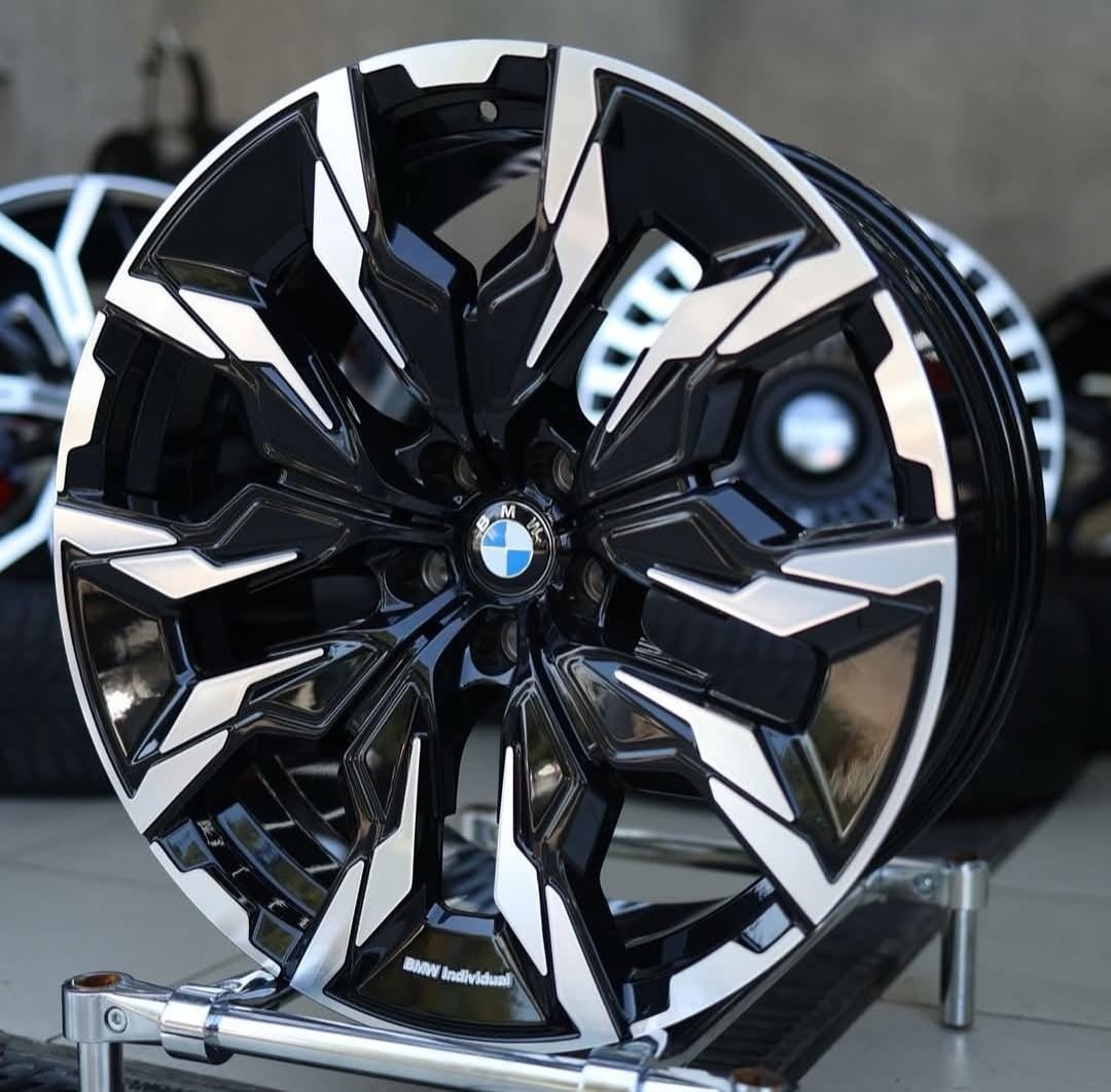 Rainbow BMW 5716 8.5/10x21/5x112 D66.6 ET28.35 4 диска черный, серебристый