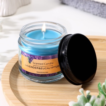 Ароматическая свеча Sima-land Свеча ароматическая "Scented Candle, Lavender&eucalyptus", Лаванда и эвкалипт, 5*5см, 140 гр 5.5 см, 1 шт