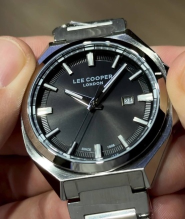 Кварцевые Lee Cooper Lee Cooper нержавеющая сталь