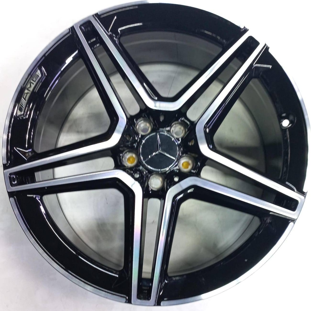 Mercedes-Benz Mercedes-Benz 3067 8.5/9.5x20/5x112 D66.6 ET36.45 4 диска серебристый, черный