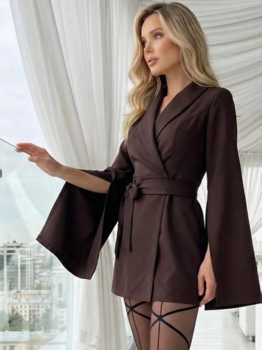 Комбинезон с шортами коричневый