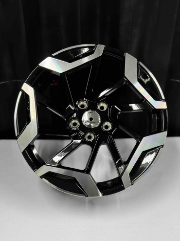 Top Grade Diski0117 8x18/5x114.3 D67.1 ET45 4 диска черный, серебристый