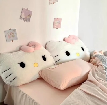 Подушка декоративная Hello Kitty 68x40 см, Hello Kitty