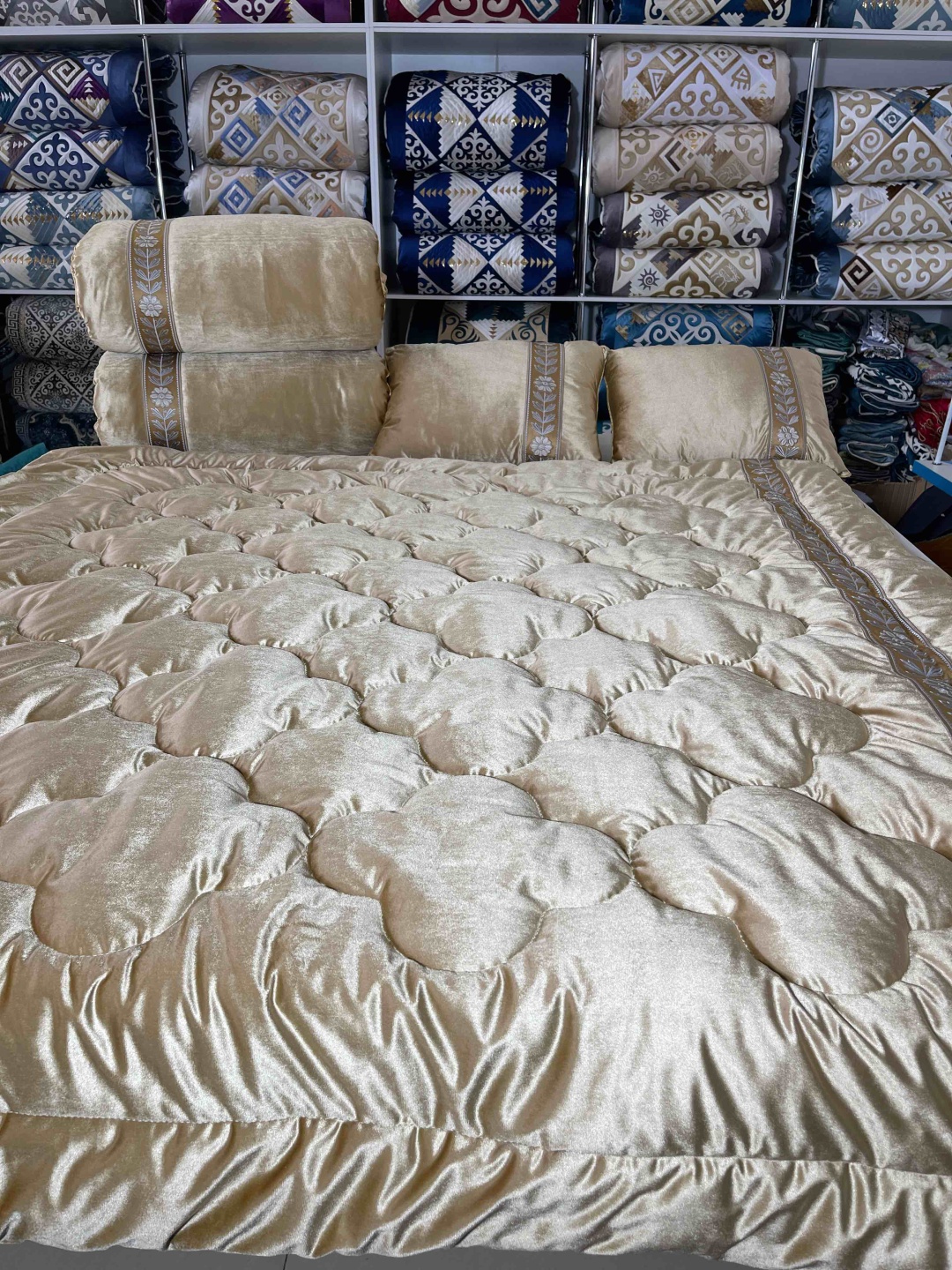 Samruk körpe комплект корпе с подушками 230x80 см, вата, золотистый