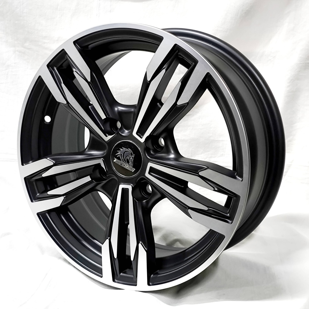 Wheels 002 6x15/4x114.3 D73.1 ET35 4 диска серебристый, черный матовый