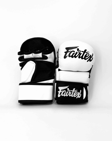 Fairtex черепашки для мма белый L
