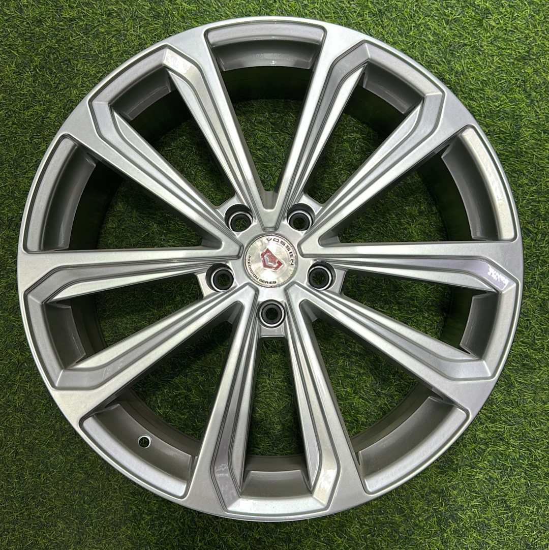 Rainbow Dance VOSSEN 8.5x20/5x114.3 D64.1 ET35 4 диска серебристый