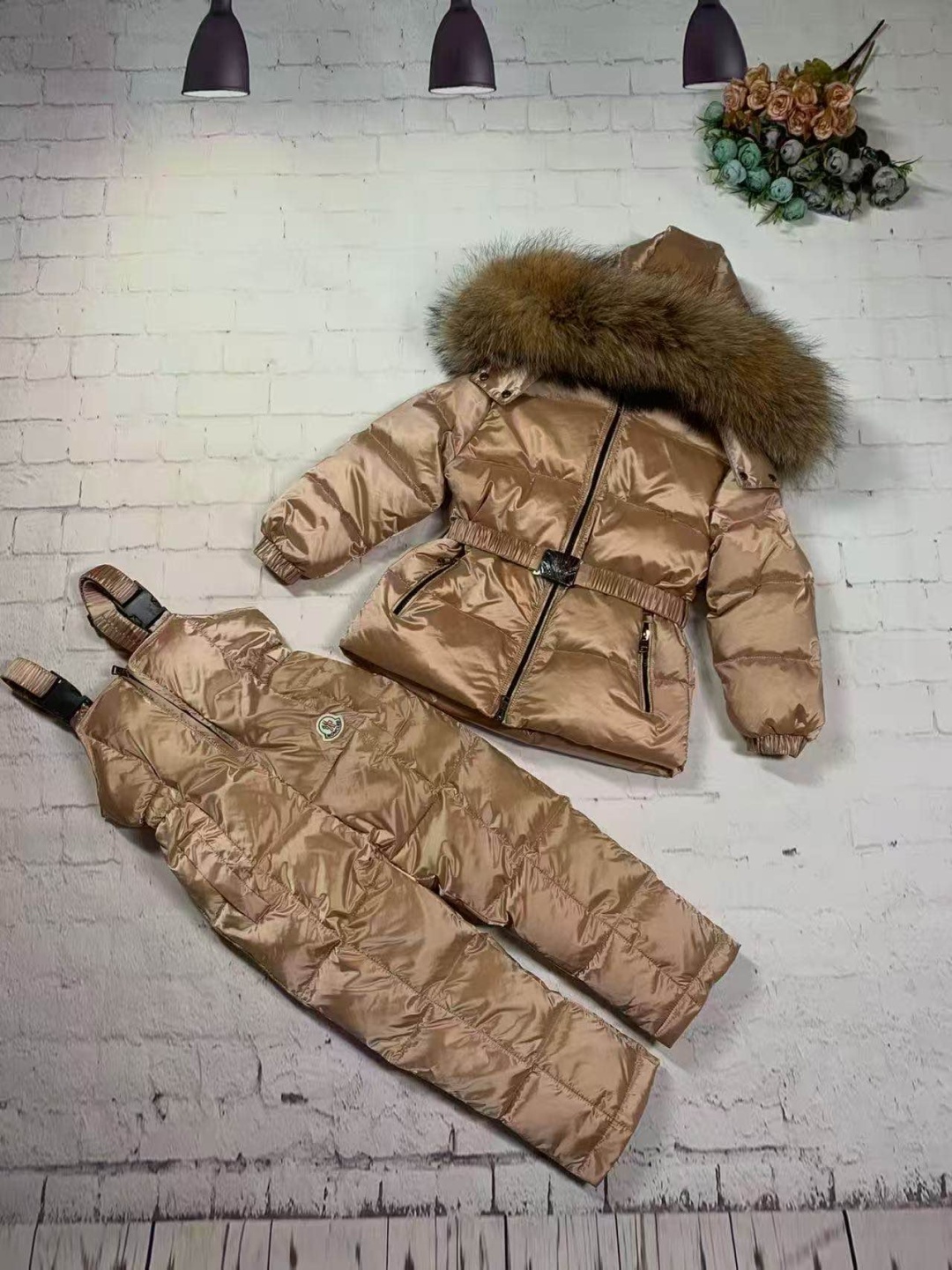 Комплект с комбинезоном розовый, бежевый