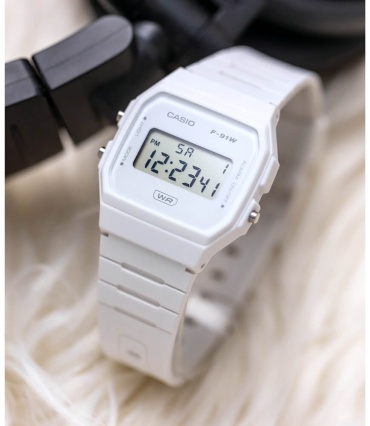 Кварцевые CASIO Vintage91whate полимерный пластик
