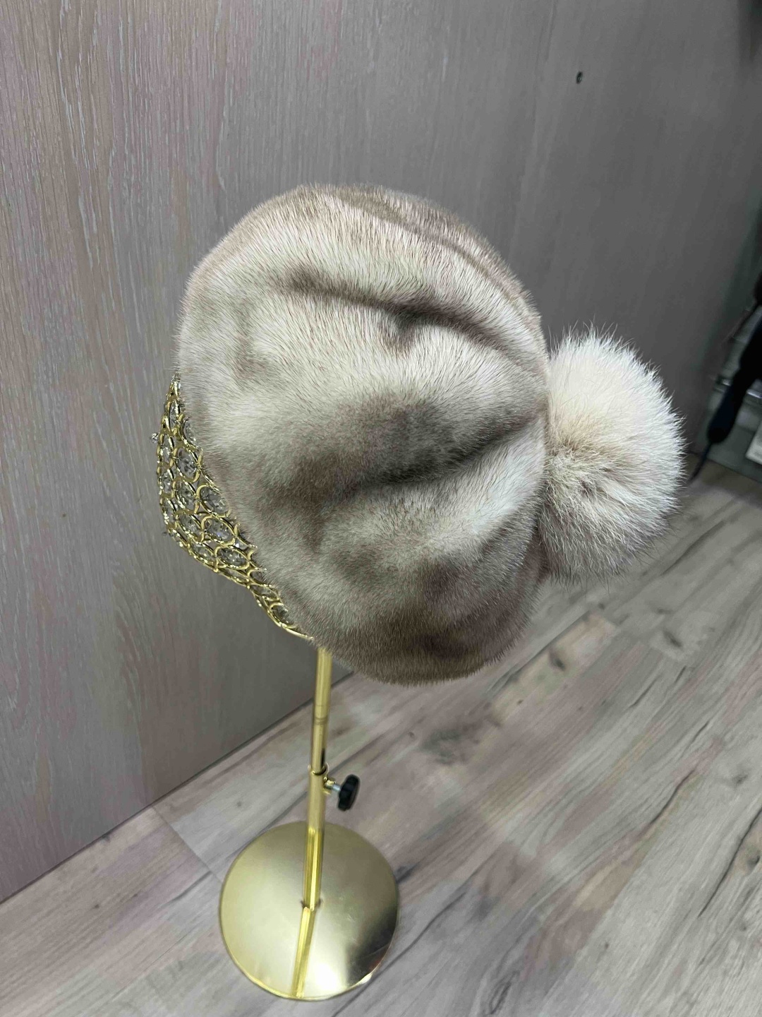 Шапка SemiFur размер 56, шампань