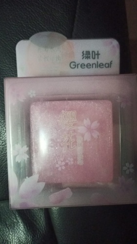 Кусковое мыло туалетное Greenleaf Увлажняющее мыло с экстрактом сакуры и акарицидным эффектом 1 шт