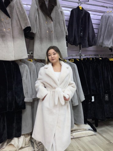 Шуба Шуба белый