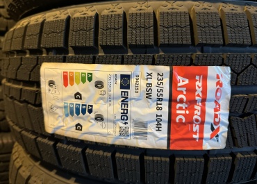 Roadx ROADX 235/55 R18 104 H  без шипов