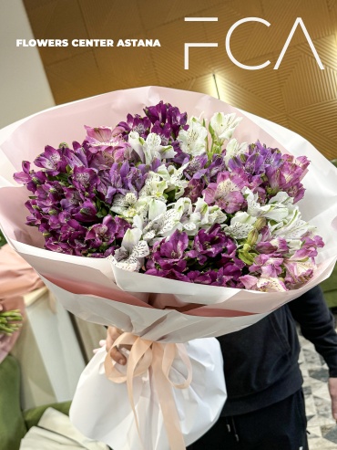 Flowers Center Astana моно-букет с открыткой альстремерия 19 шт 80 см
