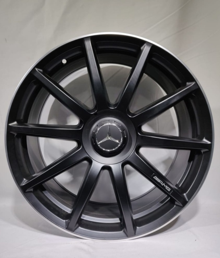 RNO mercedes amg-172 8.5x20/5x112 D66.56 ET35 4 диска черный