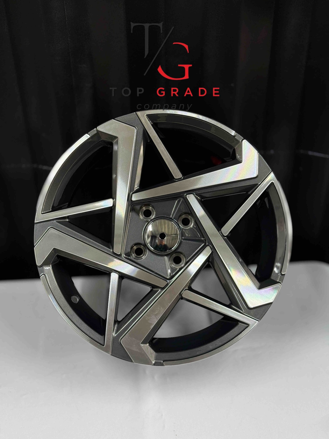 Top Grade Top grade0101 7x16/4x100 D54.1 ET45 4 диска серебристый, графит