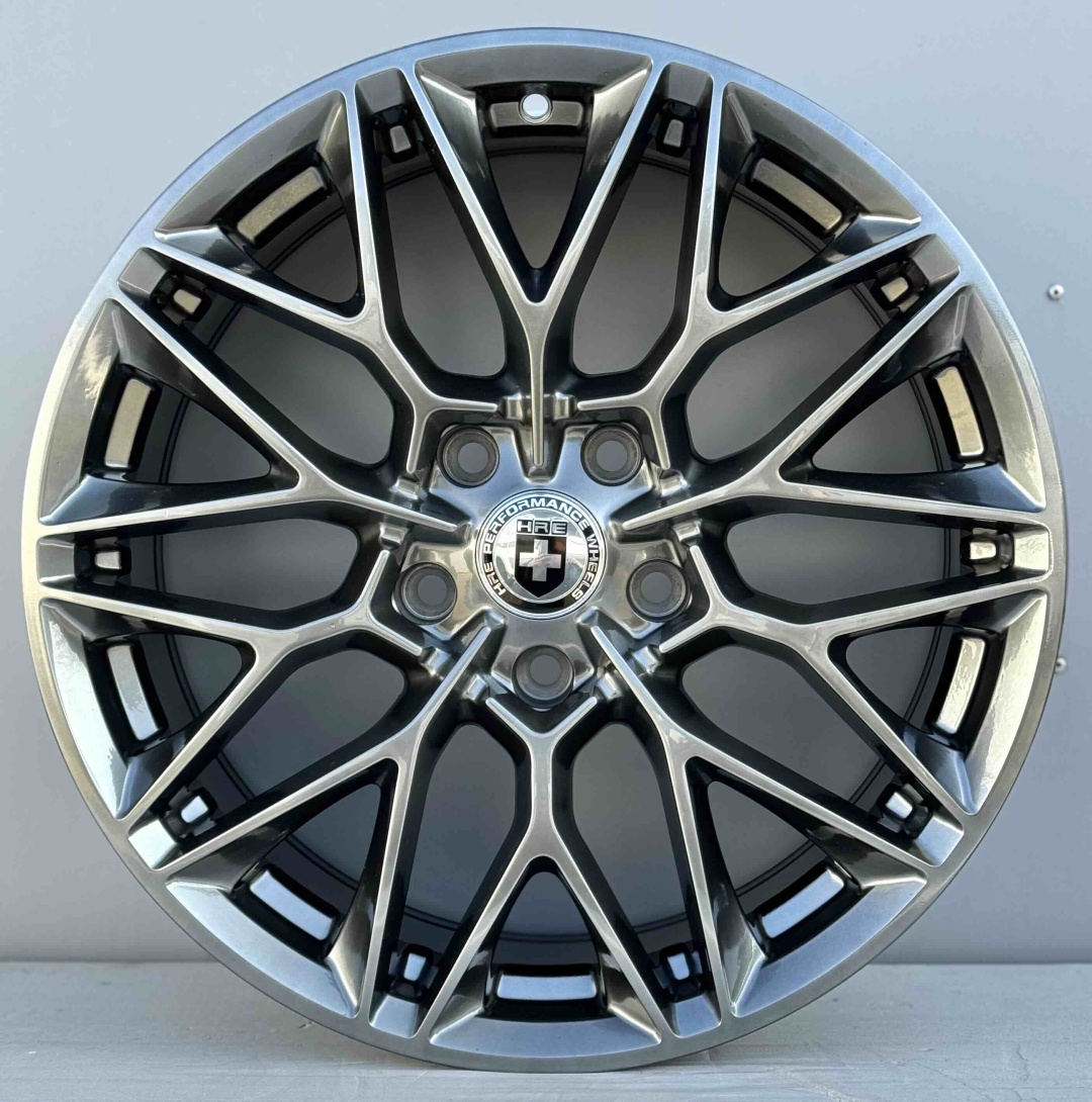 HRE 5286 7.5x17/5x114.3 D67.1 ET35 4 диска графит