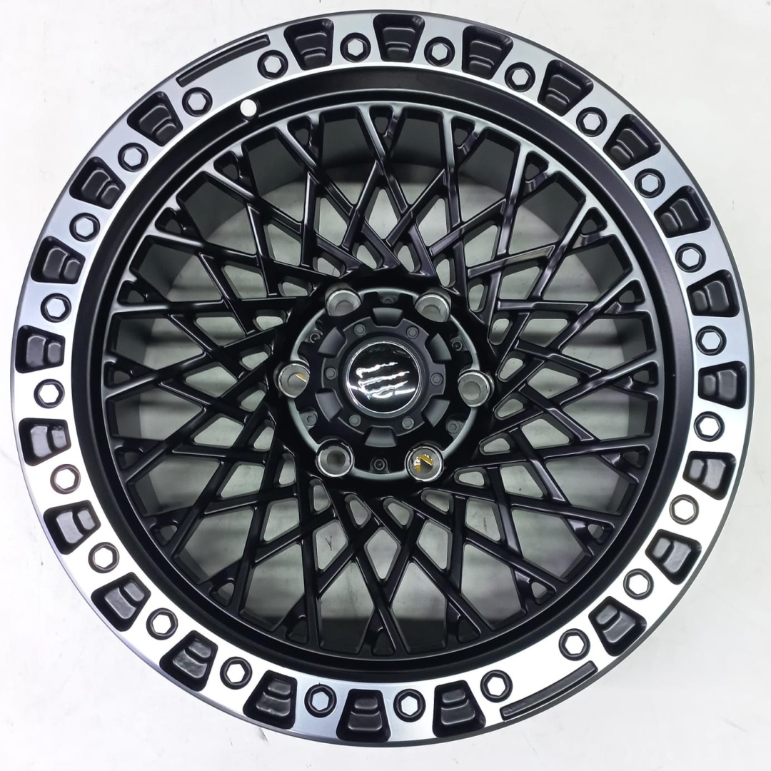Future Future 008 9x18/6x139.7 D110.1 ET0 4 диска черный, серебристый