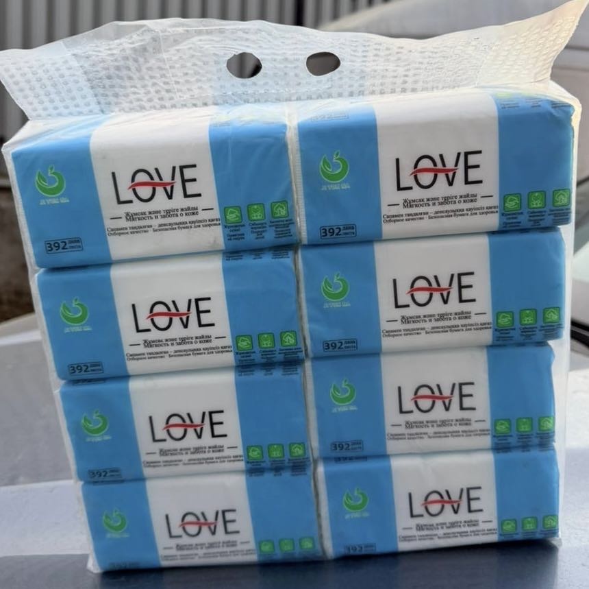 Бумажные салфетки LOVE 😍😍😍 8 шт