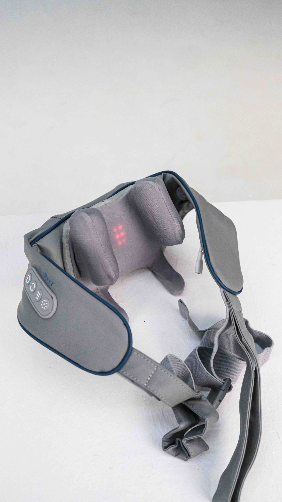 Массажер Massager lux воротник 3D-массаж, акупунктурный, вибрационный, надавливающий, разминающий, разогревающий
