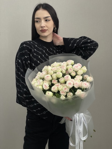 FloriAnna моно-букет в оформлении роза 15 шт 60 см
