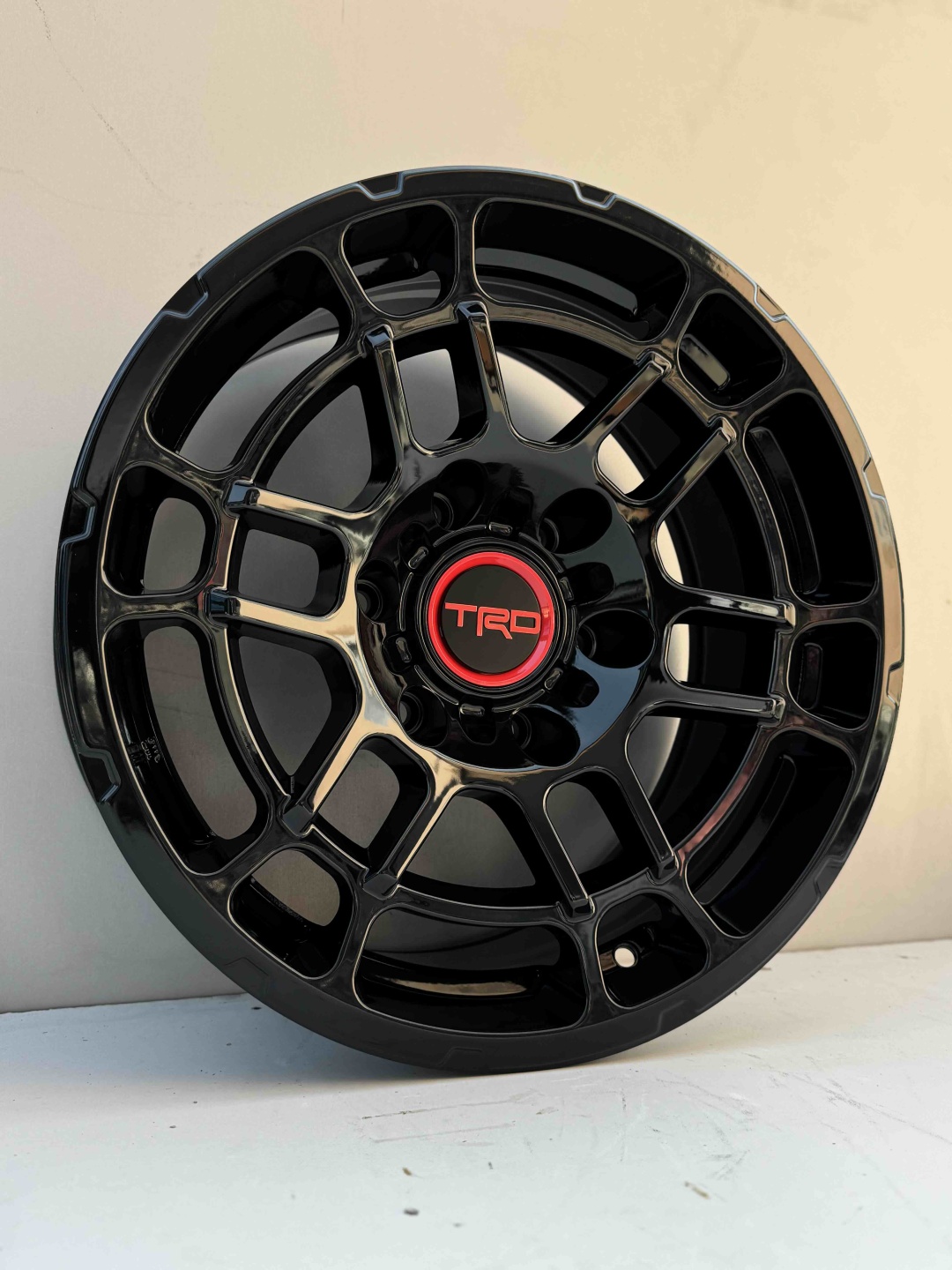 Top Grade off-road t/g197-7 8x17/6x139.7 D106.1 ET0 4 диска черный