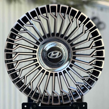 HYUNDAI / KIA 2881 elite 8.5x20/5x114.3 D67.1 ET45 4 диска черный, серебристый