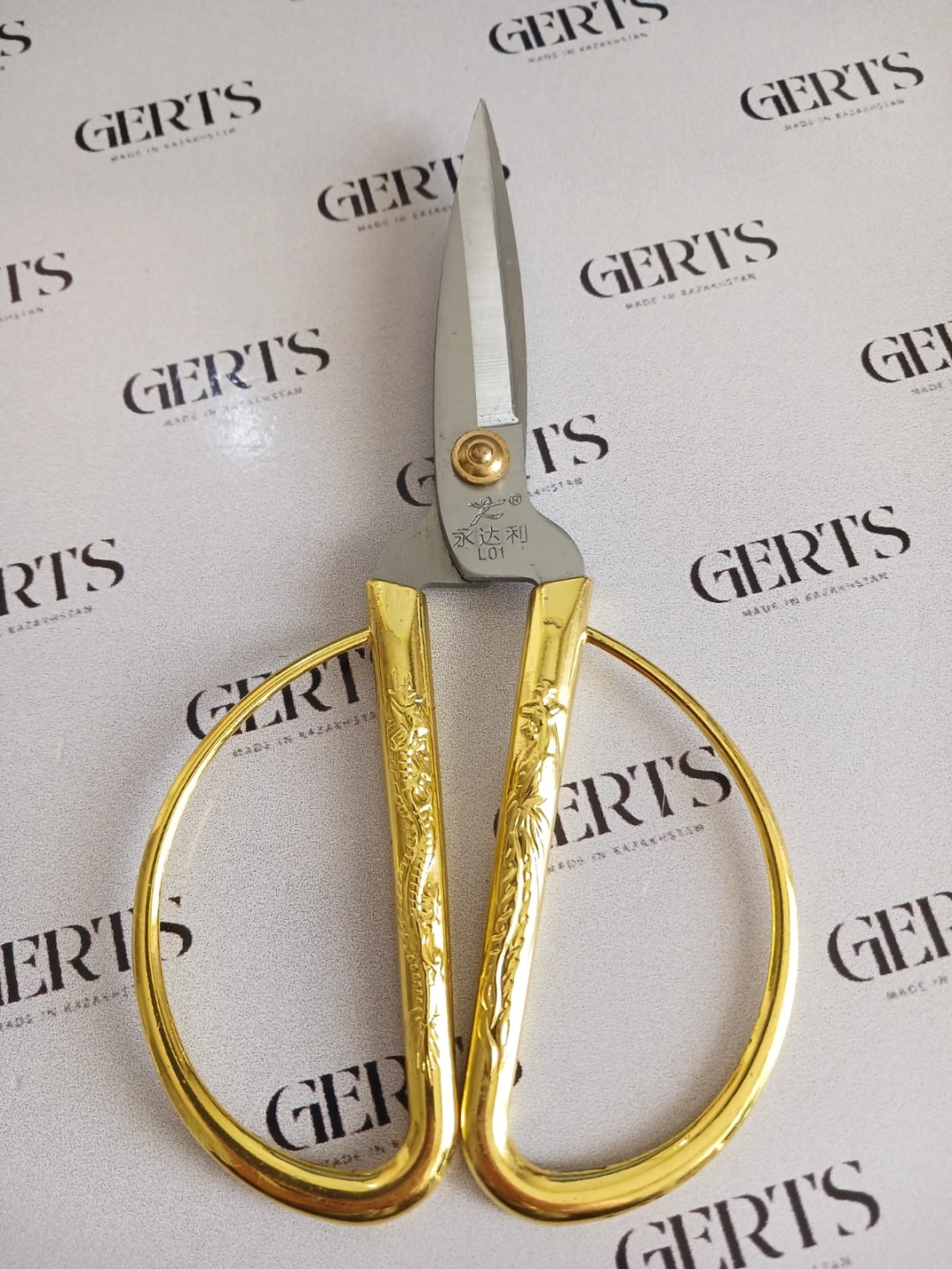 Плоскогубцы GERTS.KZ для разрезания резиновых форм