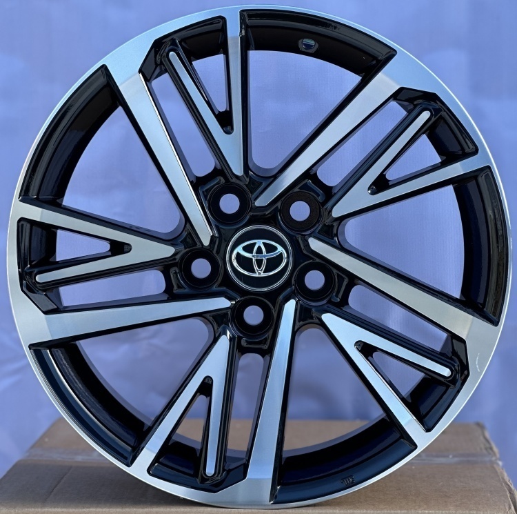 Rainbow Toyota 037 8x19/5x114.3 D60.1 ET50 4 диска черный, серебристый