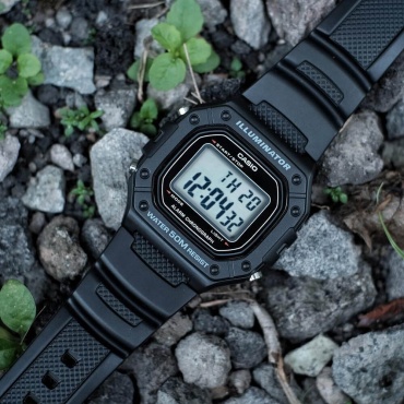 Кварцевые CASIO W-218H-1AVDF полимерный пластик