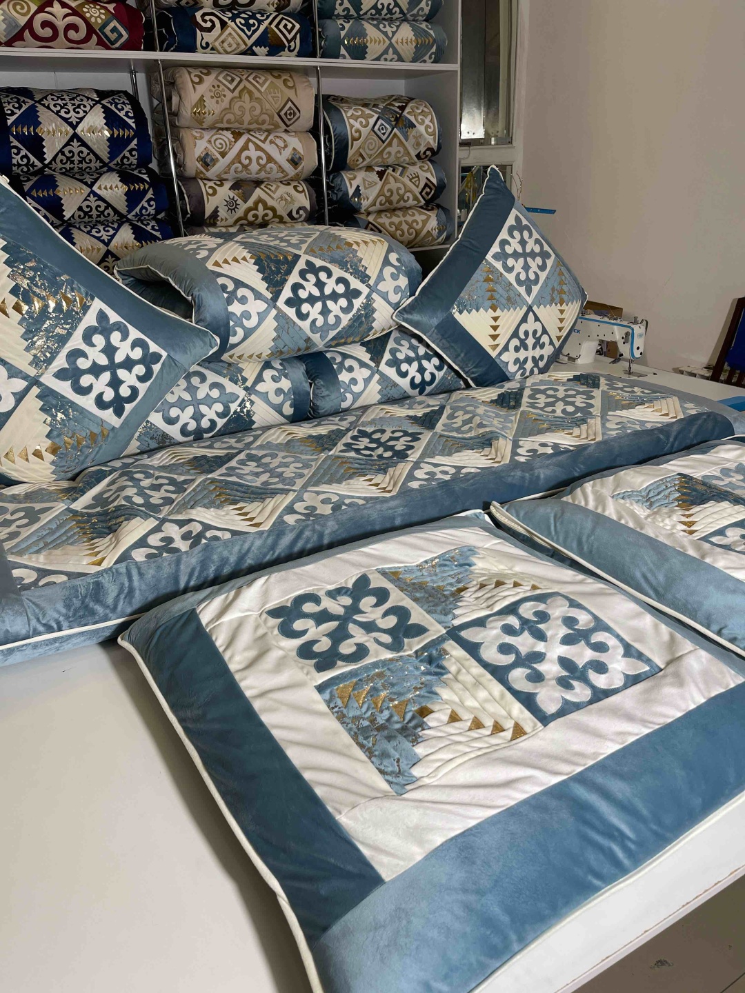 Комплект корпе с подушками 230x80 см, вата, голубой