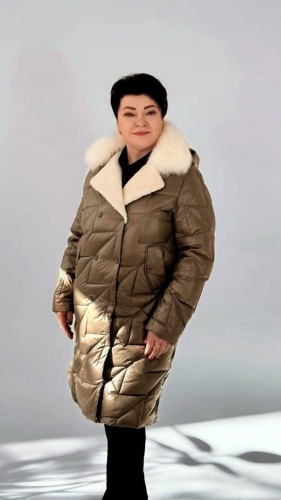 Пуховик Diore Donna оливковый