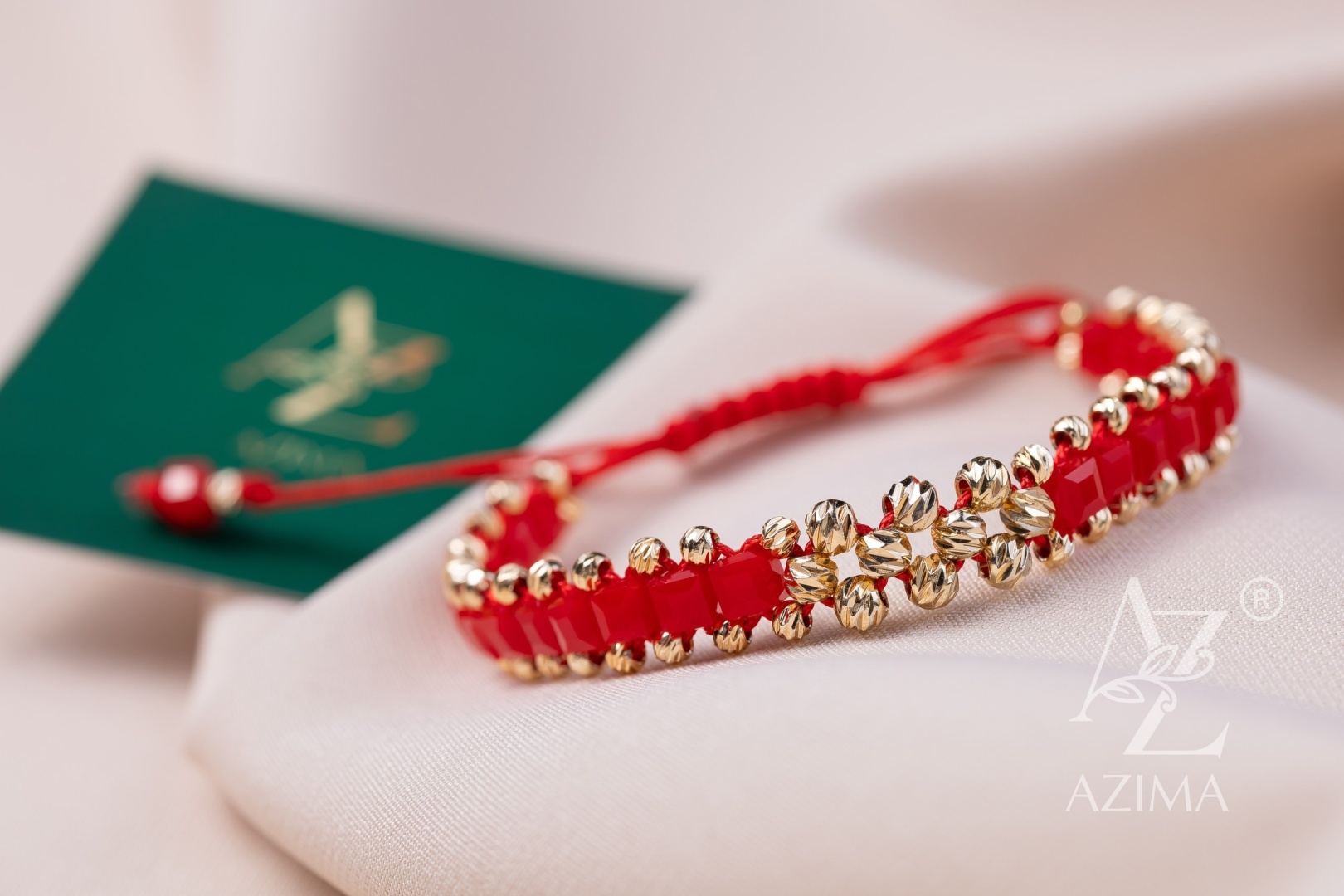 AZIMA GOLD1 Red006-01 длина 18 см, вес 0.8 г сплав покрытый золотом 14К, плетение отсутствует