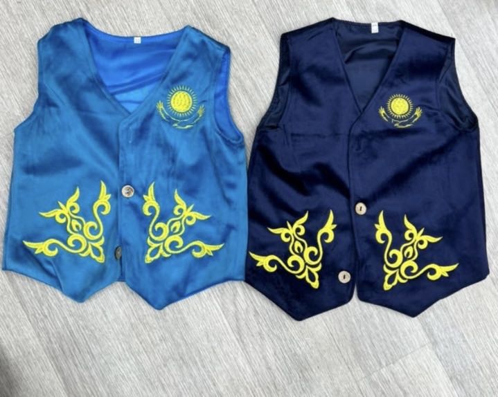 Национальный костюм голубой