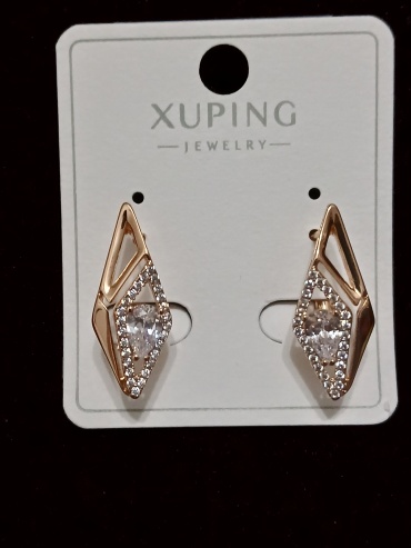 Серьги Xuping Jewelry медицинская сталь, медицинское золото, фианит