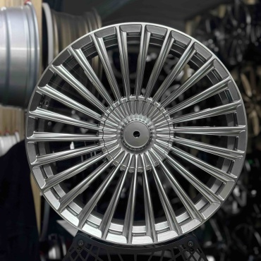 RNO XF004 8.5/9.5x19/5x112 D66.45 ET36.43 4 диска серебристый
