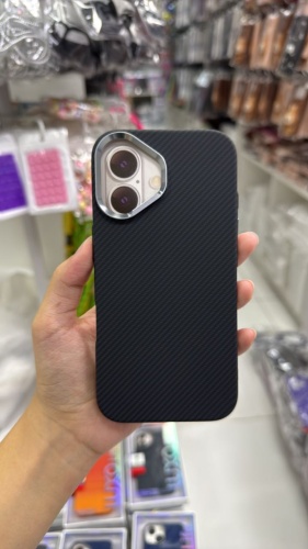 Чехол LUXO Life для Apple iPhone 16 черный
