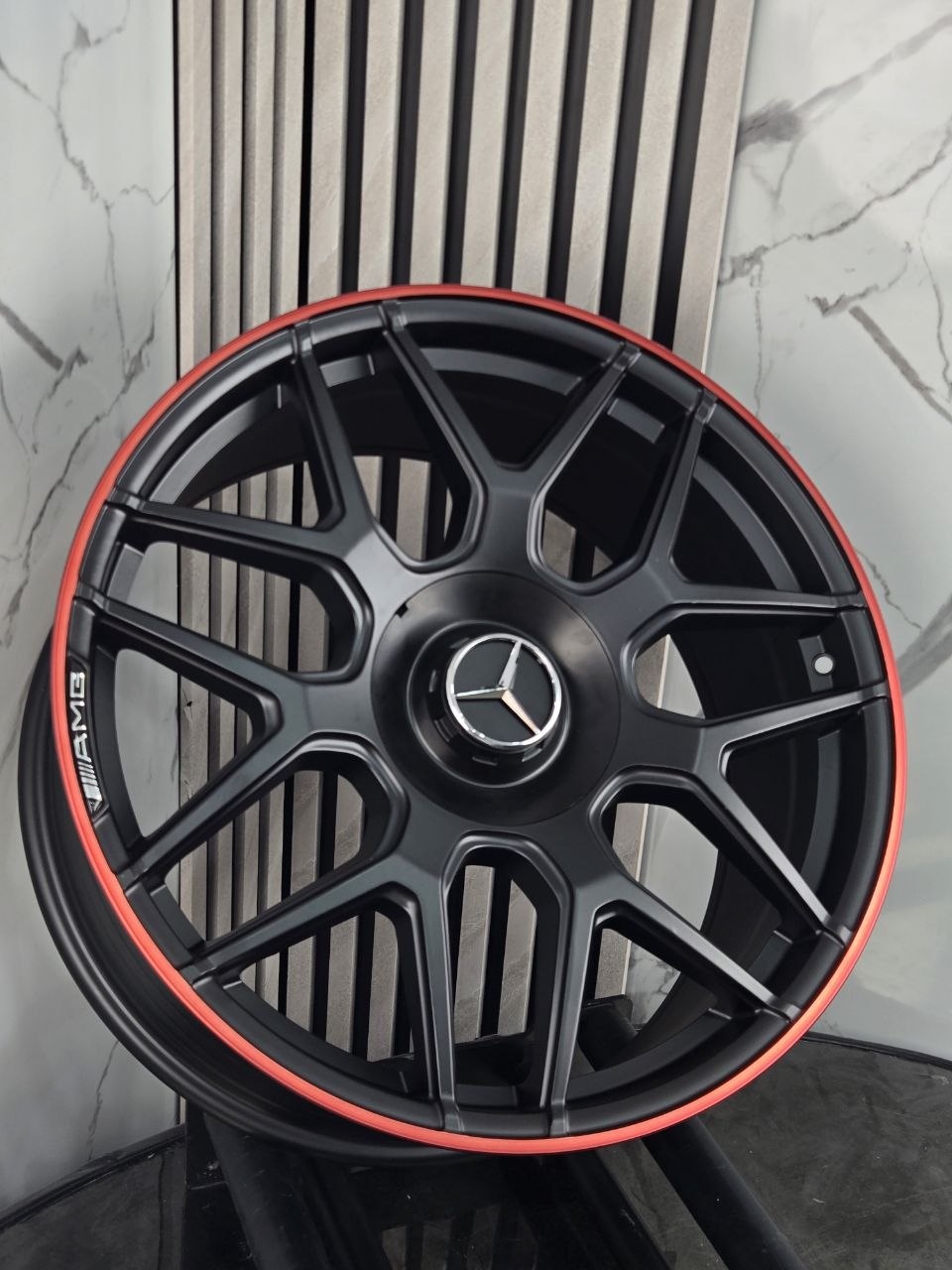 Mercedes-Benz fbx491 Top 8.5/9.5x20/5x112 D66.56 ET36.43 4 диска серебристый, черный, красный