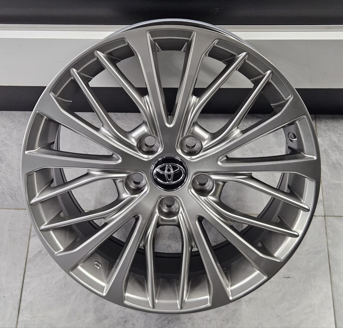 Fonyee SM 5311R 7.5x17/5x114.3 D60.1 ET40 4 диска графит