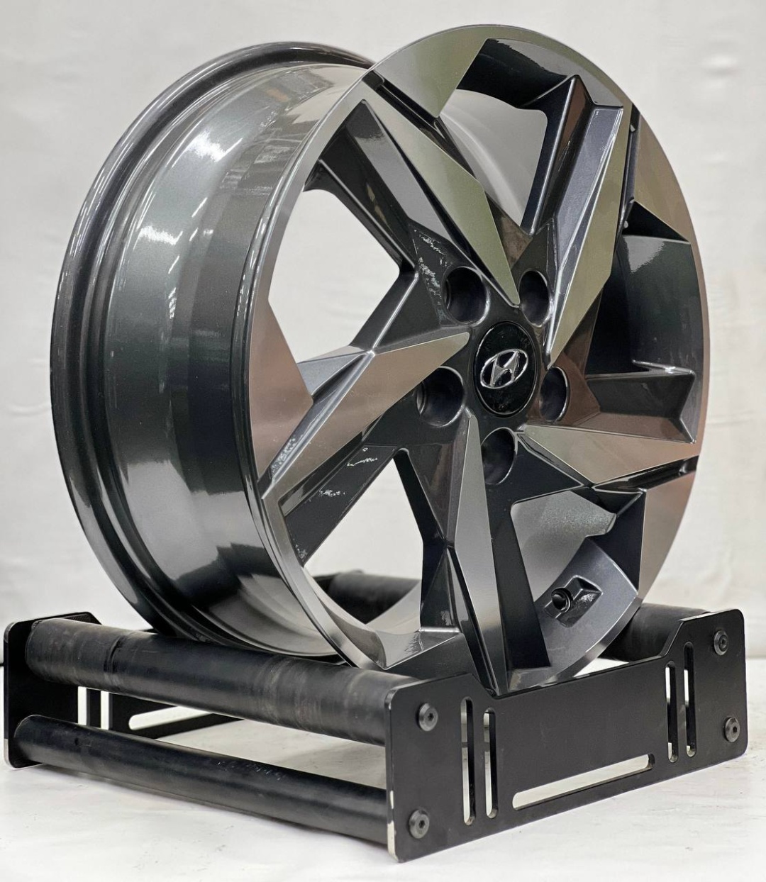 Wheels 9142 7x17/5x114.3 D49 ET67.1 4 диска серебристый, графит