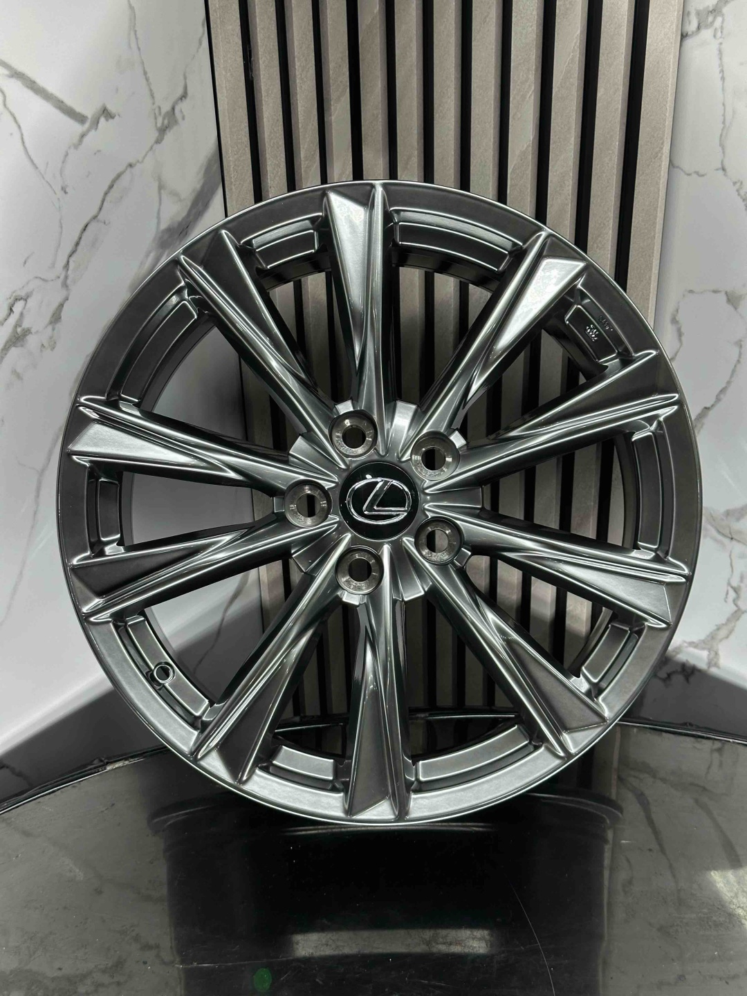 Top Grade t/g lexus h3202f 8x18/5x114.3 D60.1 ET35 4 диска графит